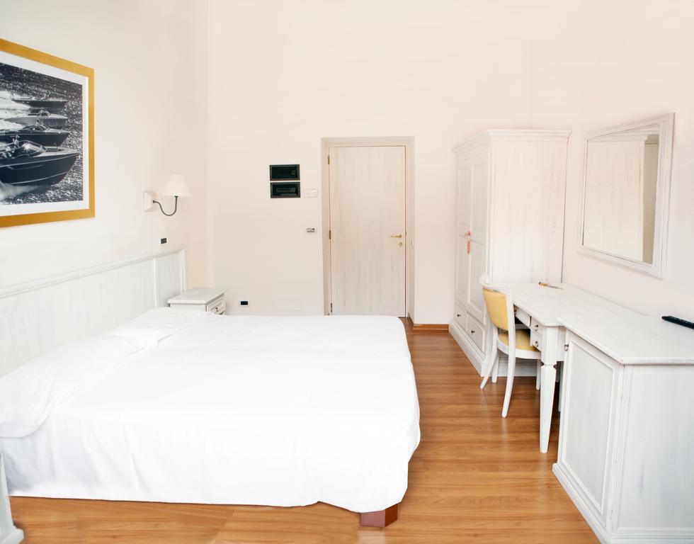 Hotel Sebino Сарнико Экстерьер фото