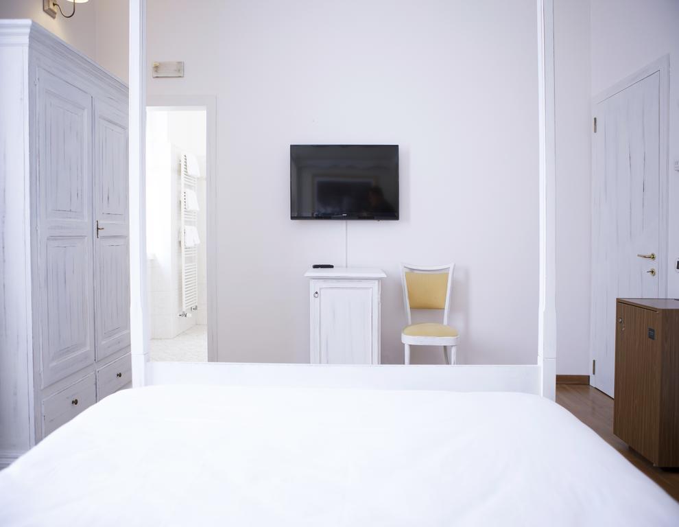 Hotel Sebino Сарнико Экстерьер фото