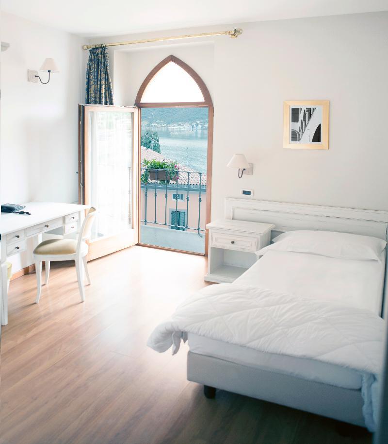 Hotel Sebino Сарнико Экстерьер фото